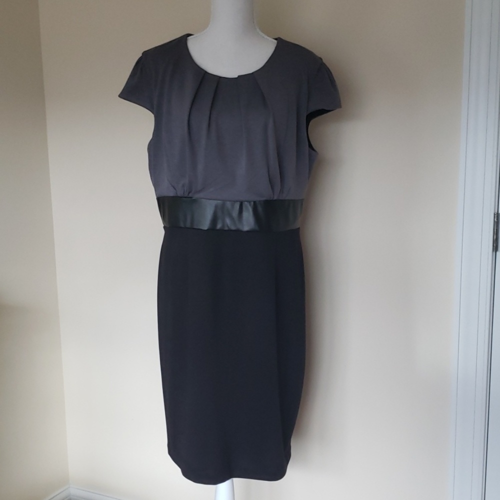 Tiana B. Pencil skirt dress